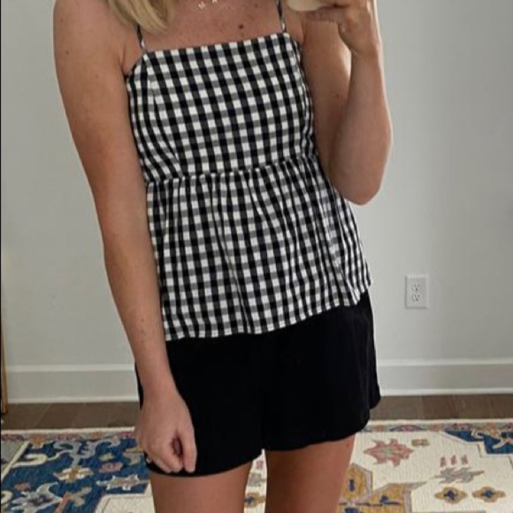 Gingham top!